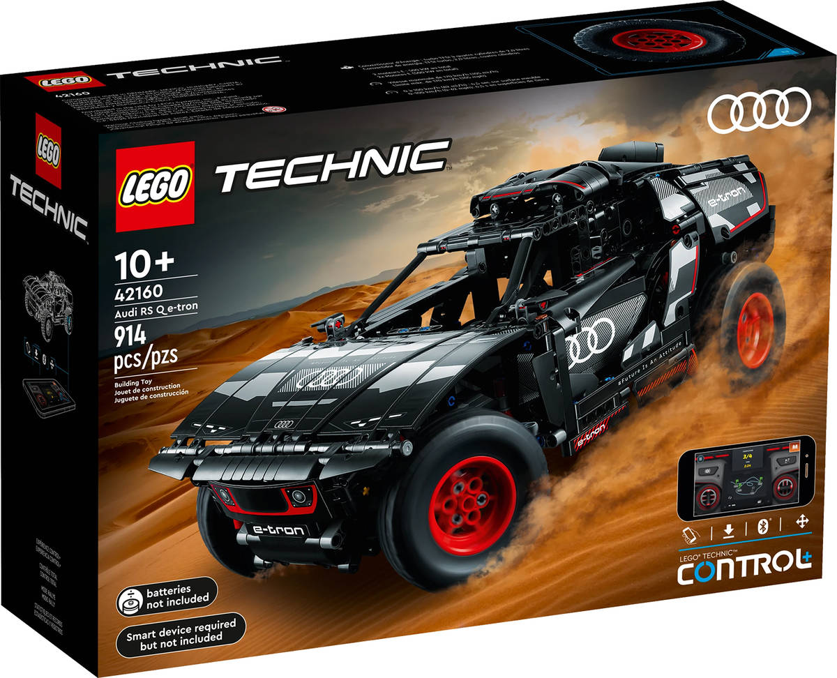 Fotografie LEGO TECHNIC Auto model Audi RS Q e-tron 42160 STAVEBNICE